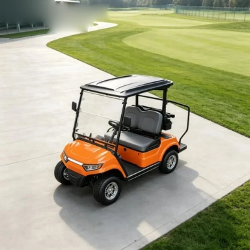 Voiturette de golf 2 places – carrosserie orange vue de dessus sur l'allée