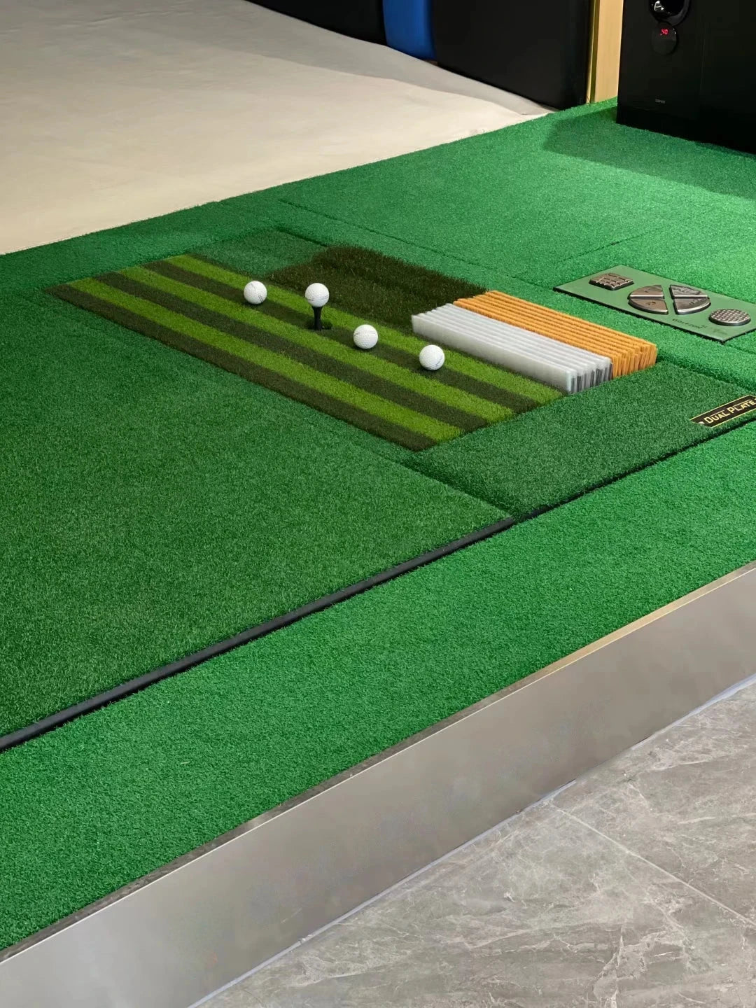 Tapis de frappe de golf 104×35 cm en gazon strié pour simulateur