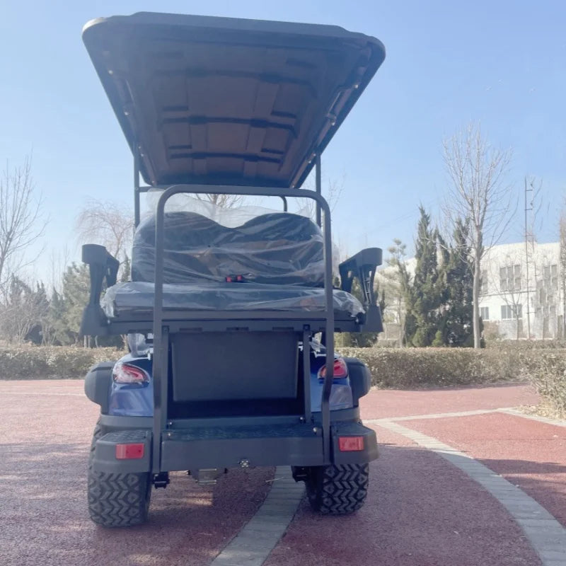 Voiturette de golf électrique tout-terrain – vue arrière de la banquette et de la plateforme