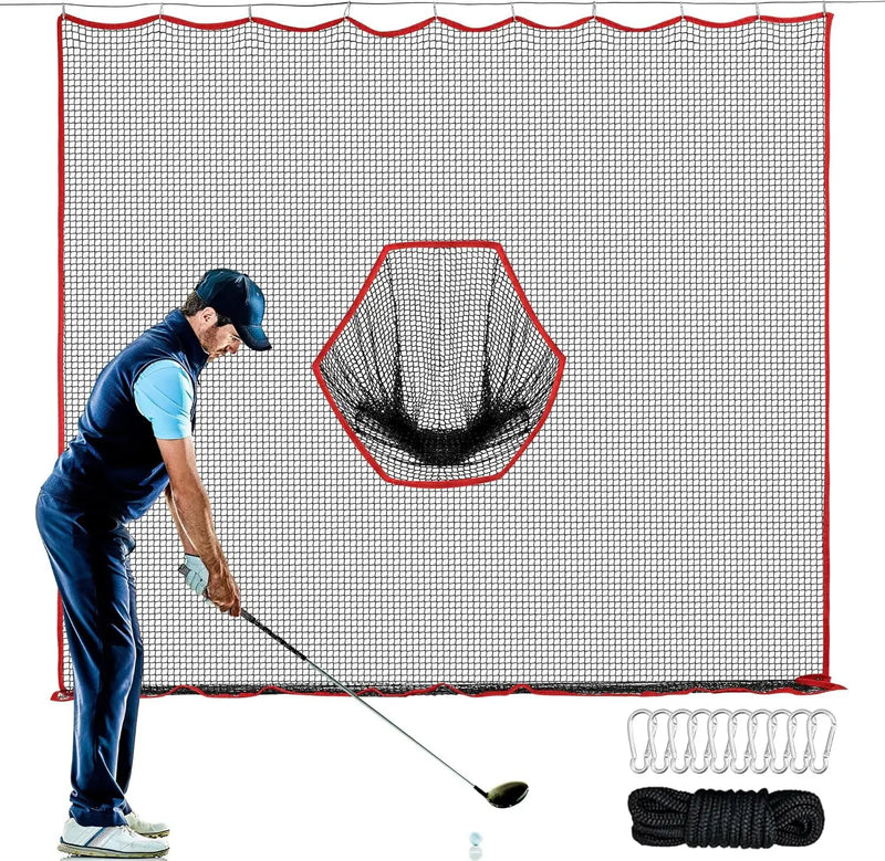 Filet pare-balles golf – golfeur devant le filet, avec une poche cible hexagonale