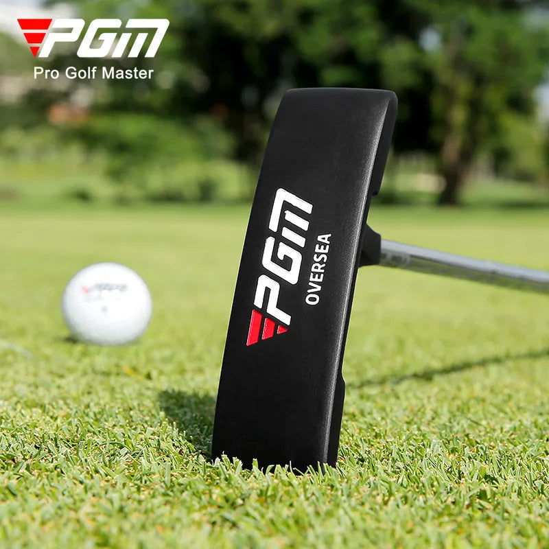 Set de golf complet homme 4 clubs – putter noir près d'une balle sur le green