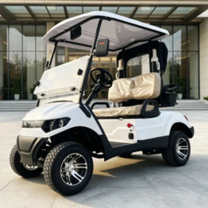 Voiturette de golf électrique – vue avant trois quarts, pare-brise rabattable
