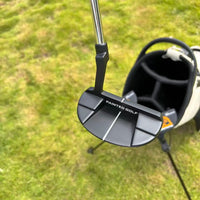 Putter maillet noir – vue de la face et du manche, autre forme de tête