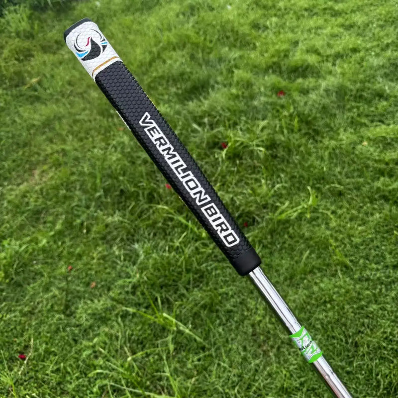 Putter maillet noir à trou central – grip noir texturé à embout blanc