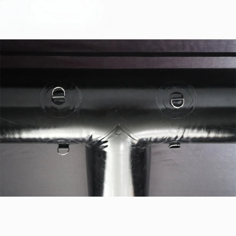 Cage de golf gonflable – détail des anneaux en D sur la structure