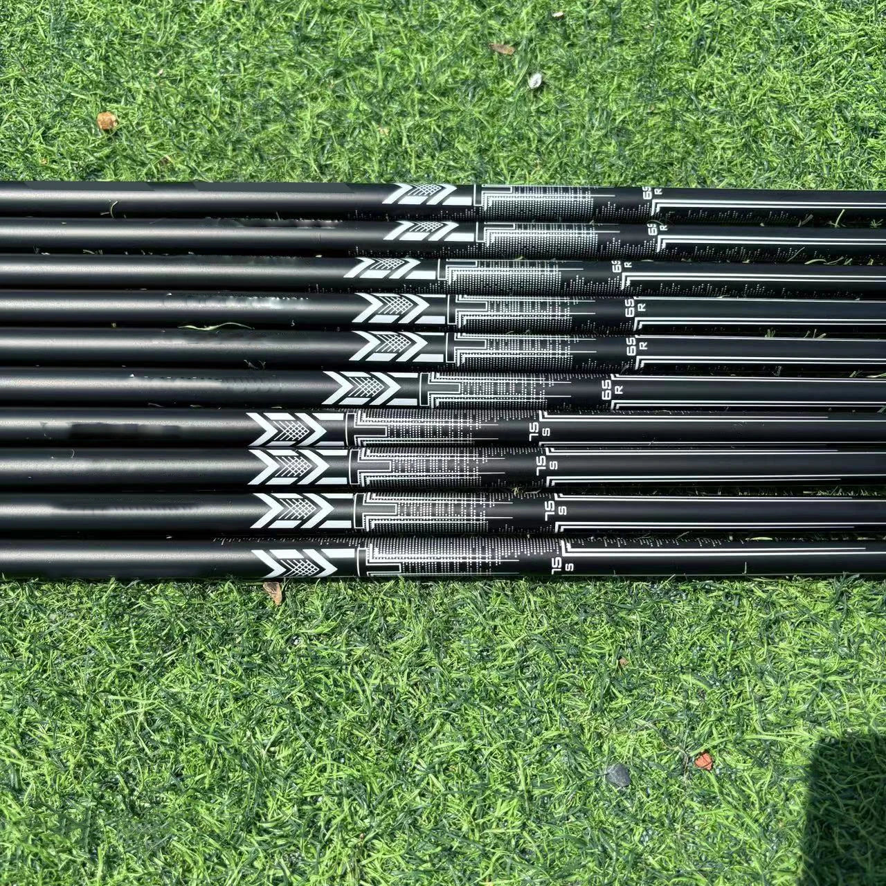 Shaft de driver en graphite 65 à 75 g, flex Regular ou Stiff