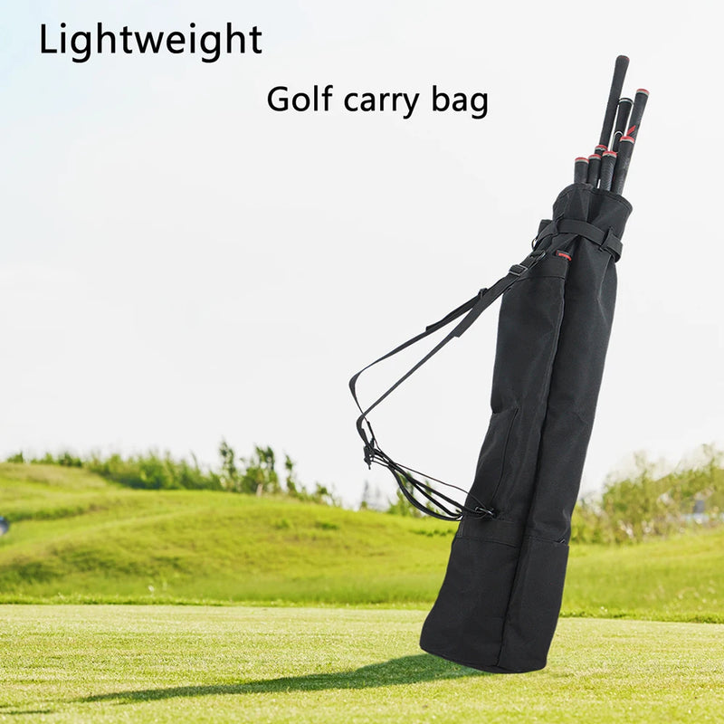 Sac de golf pencil pliable à bretelles – vue en situation, sac noir avec clubs