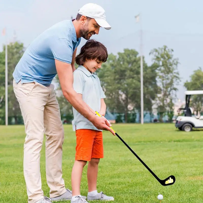 Club d'entraînement de golf à tête plate – un parent initie un enfant au geste