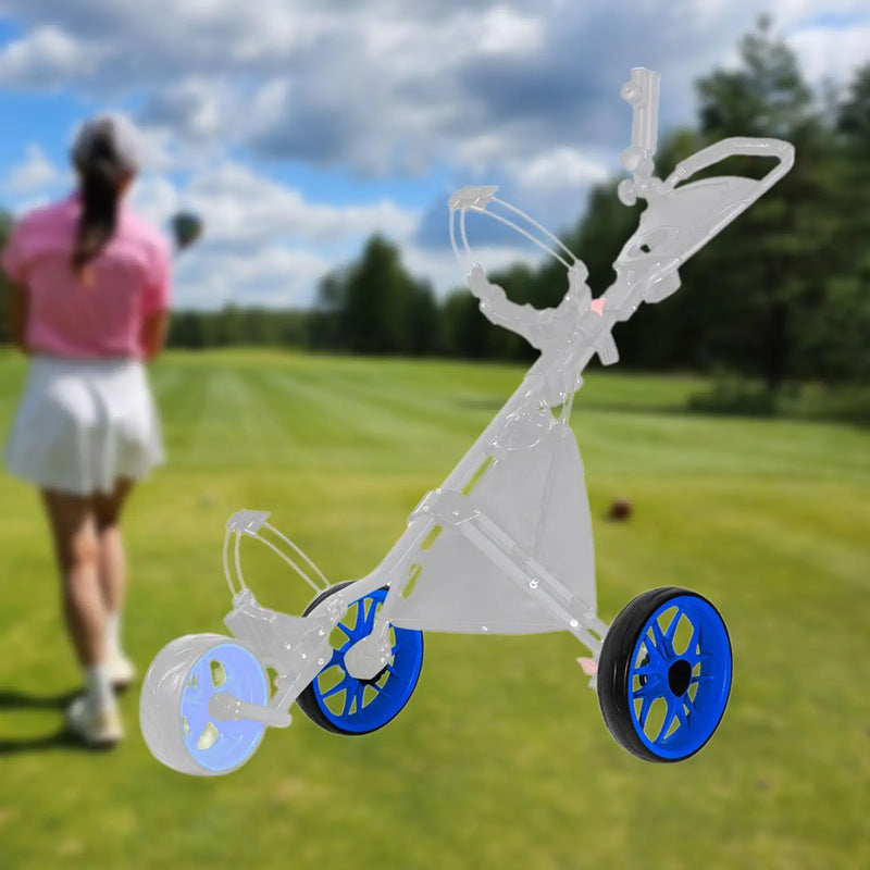 Roue de chariot de golf – roues bleues sur un chariot de golf au bord d'un fairway