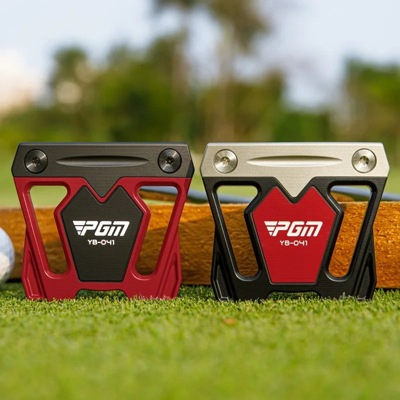Putter maillet zéro torque – deux versions rouge et noir et argent et noir sur l'herbe