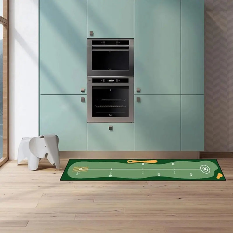 Tapis de putting pliable – tapis posé dans une cuisine