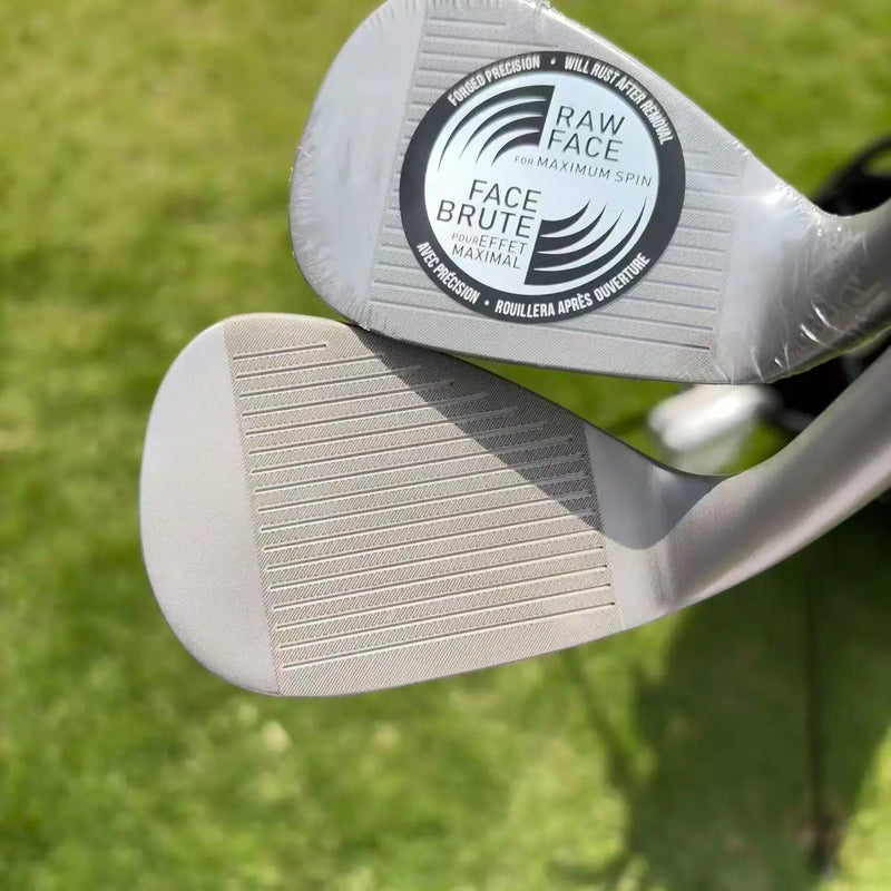 Wedge golf face brute – détail de la face à rainures CNC