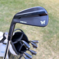 Série de fers de golf forgés noirs gaucher du 4 au PW