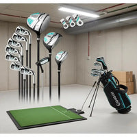 Set de golf complet femme – clubs, couvre-clubs et sac près d'un tapis de putting