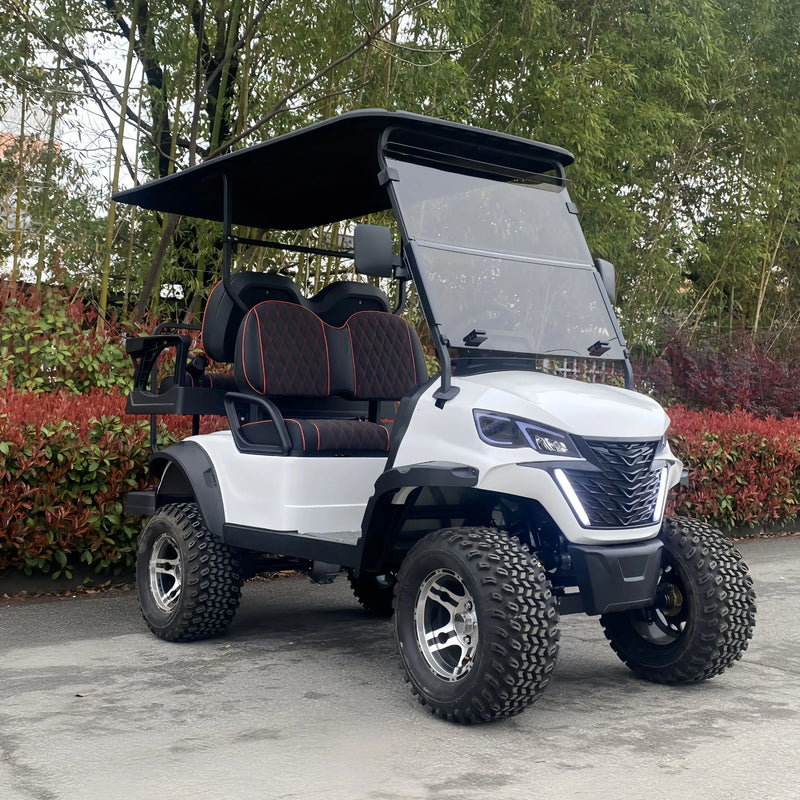Voiturette de golf électrique surélevée – version blanche à sièges noirs