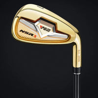 Fer 7 de golf – tête de fer 7 or sur fond sombre