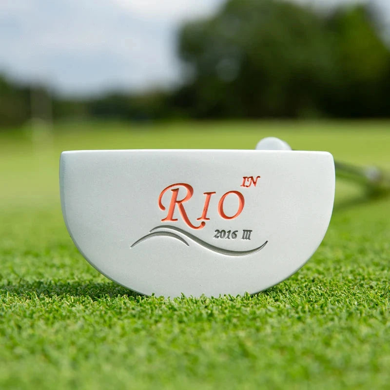 Set de golf complet femme et junior – putter à tête blanche en gros plan