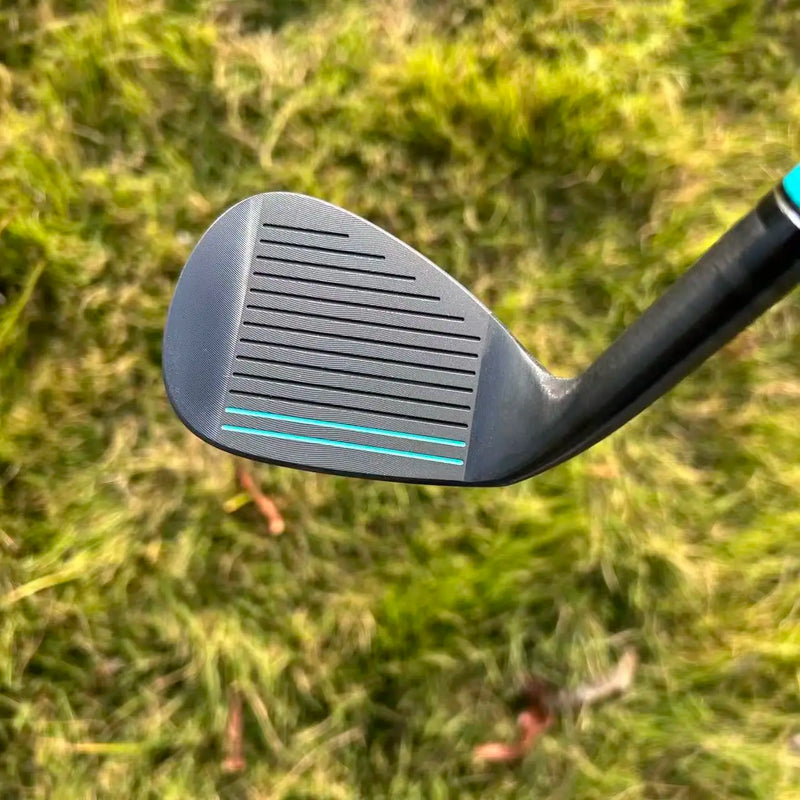 Wedge golf noir – face striée avec ligne turquoise