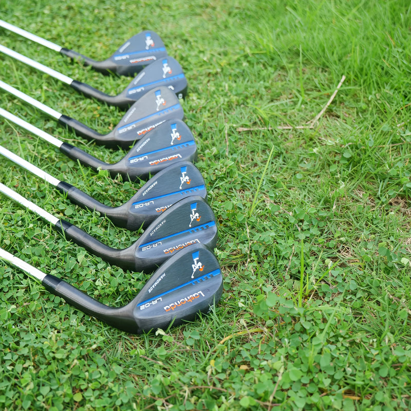 Wedge de golf forgé – wedges alignés, vue de la semelle large