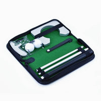 Kit de putting golf portable – étui ouvert avec putter démonté, coupelle et deux balles