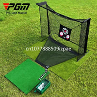 Filet de golf avec retour de balles – filet avec cible posé sur l'herbe, tapis de frappe et bac à balles