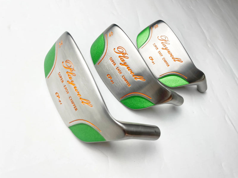Tête de chipper de golf inoxydable – les trois lofts vus de face avec leurs touches vertes