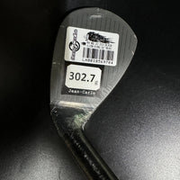 Wedge de golf forgé – tête de 56° dans son emballage avec son poids indiqué