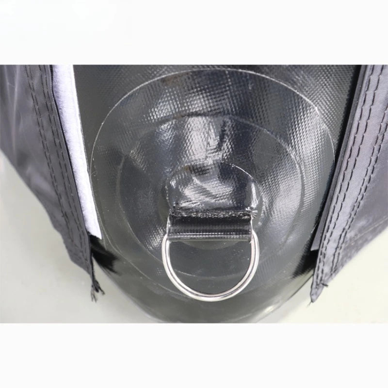Cage de golf gonflable – détail d'un anneau en D et de la bande de fermeture