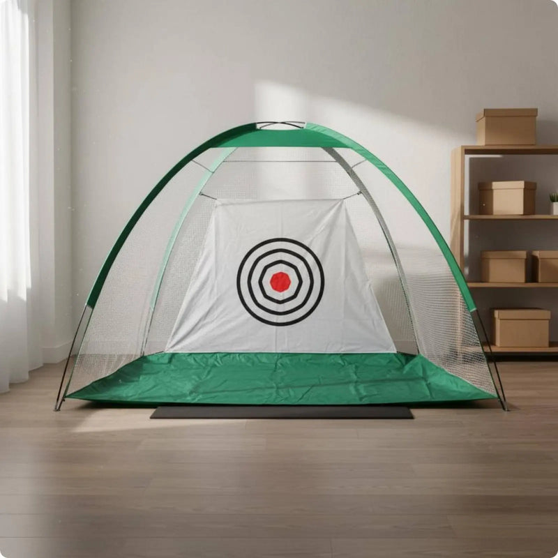 Filet de golf portable avec cible – enclos vert installé dans une pièce