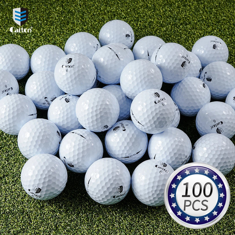 Balles de golf – lot de 100 balles blanches sur gazon