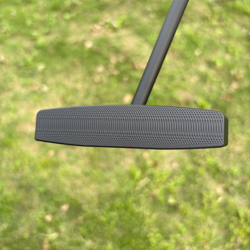 Putter maillet noir CNC – face quadrillée vue de face