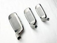 Tête de chipper de golf inoxydable – faces rainurées des trois lofts vues de dessus