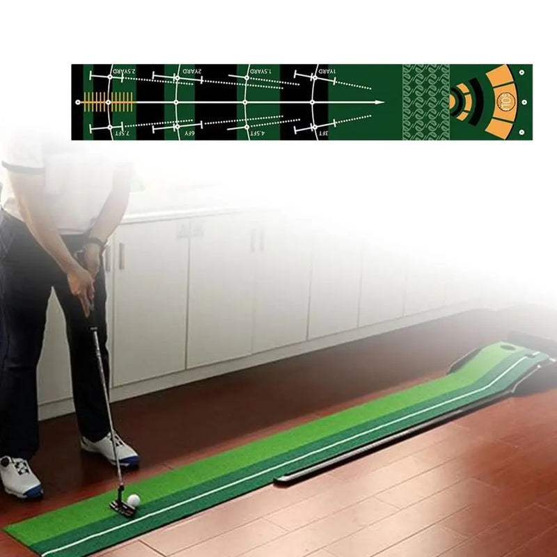 Tapis de putting pliable – golfeur au putting sur un parquet