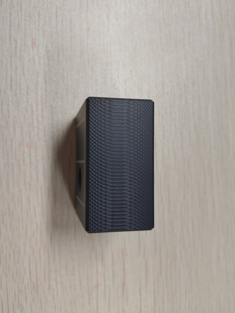 Tête de putter inoxydable forgée – face à texture en losanges, coloris noir