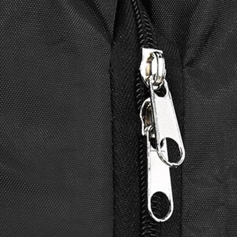 Housse de pluie pour sac de golf – gros plan sur la fermeture éclair