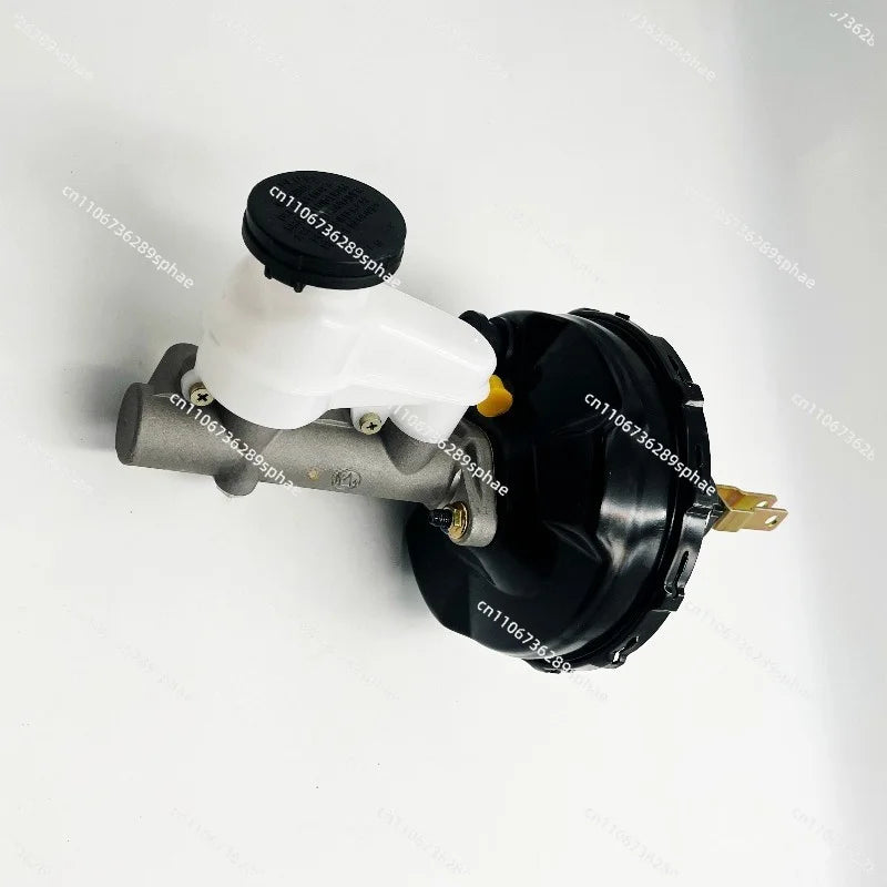 Servofrein électrique de voiturette – maître-cylindre avec réservoir blanc monté sur le servofrein