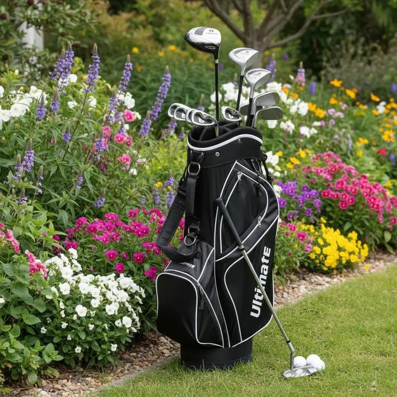 Set de golf complet femme – sac noir posé dans un jardin fleuri avec le putter