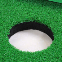 Tapis de putting 300 x 100 cm – trou en gros plan sur la surface gazon synthétique