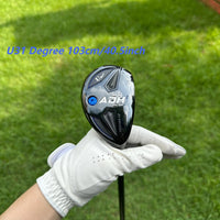 Hybride golf noir – loft 31° tenu à la main sur l'herbe