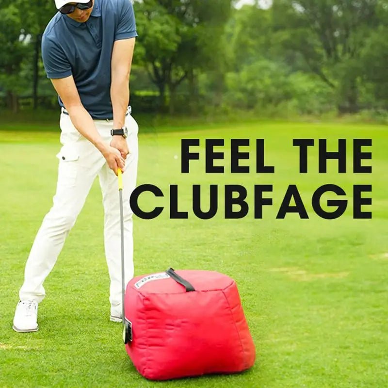Club d'entraînement de golf à tête plate – golfeur à l'adresse sur le practice