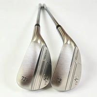 Sand wedge golf 72° – deux têtes vues de dos avec le marquage 72