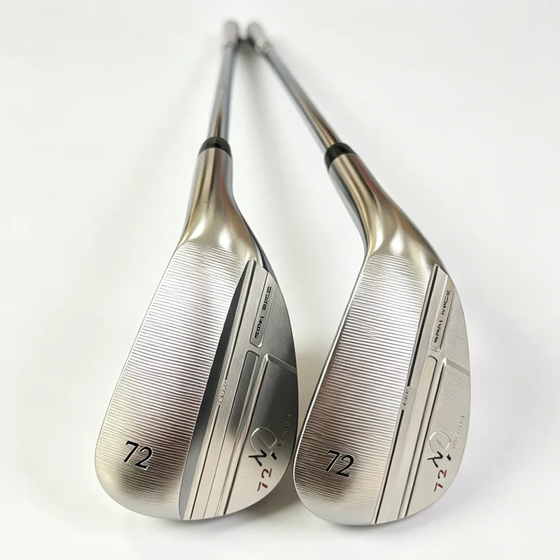 Sand wedge golf 72° – deux têtes vues de dos avec le marquage 72