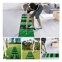 Tapis de putting portable – joueuse qui putte dans un salon, avec trois scènes d'utilisation