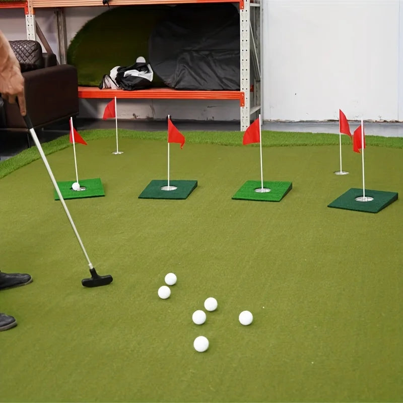 Mini green de putting – plusieurs plaques disposées sur un green d'entraînement