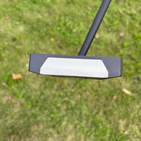 Putter maillet aluminium – face striée vue de face