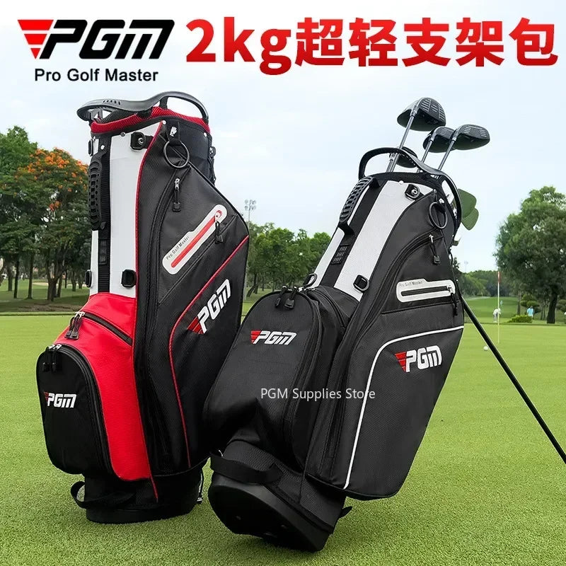Sac de golf trépied 14 compartiments – sacs noir et blanc et noir et rouge sur le green avec des clubs