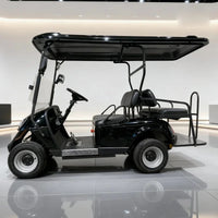 Voiturette de golf 2 à 10 places – vue de côté, jantes aluminium et pneus à flancs blancs
