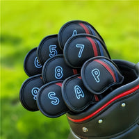 Protège fers golf – set noir dans un sac de golf