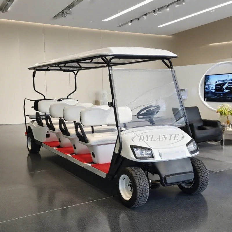 Voiturette de golf électrique de 2 à 10 places – vue de trois quarts avant de la version longue blanche