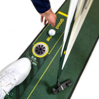 Tapis de putting de 3 m – joueur et putter près du trou, zone cible